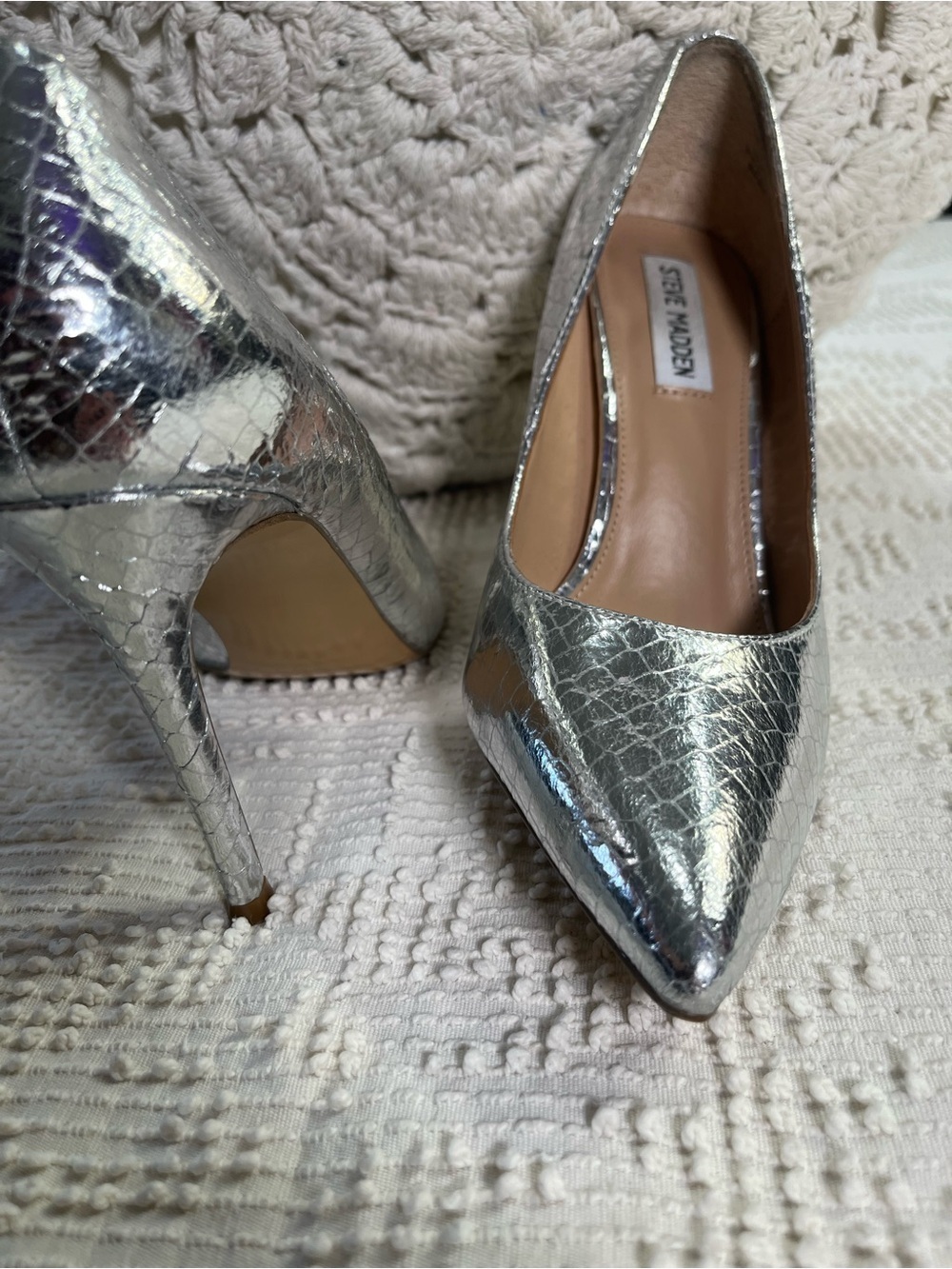Steve Madden Metallic Silver Pointed Toe Stiletto Pumps